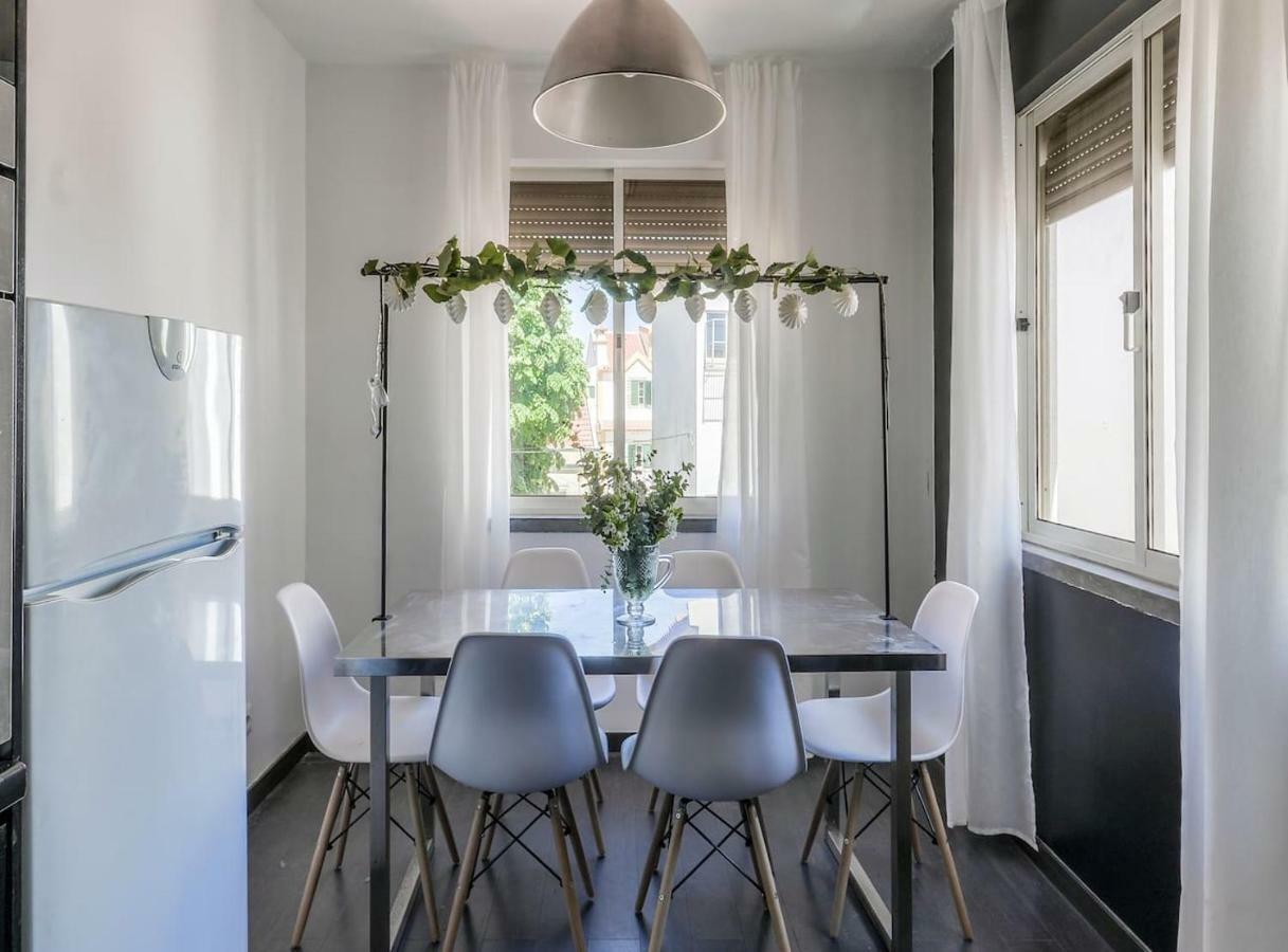 Amazing Seaview With Terrace - 5Min From The Beach Lägenhet Cascais Exteriör bild