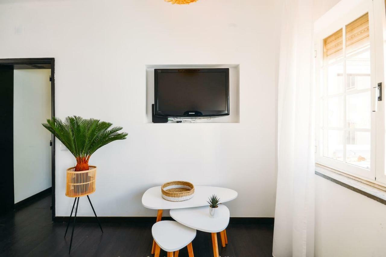 Amazing Seaview With Terrace - 5Min From The Beach Lägenhet Cascais Exteriör bild